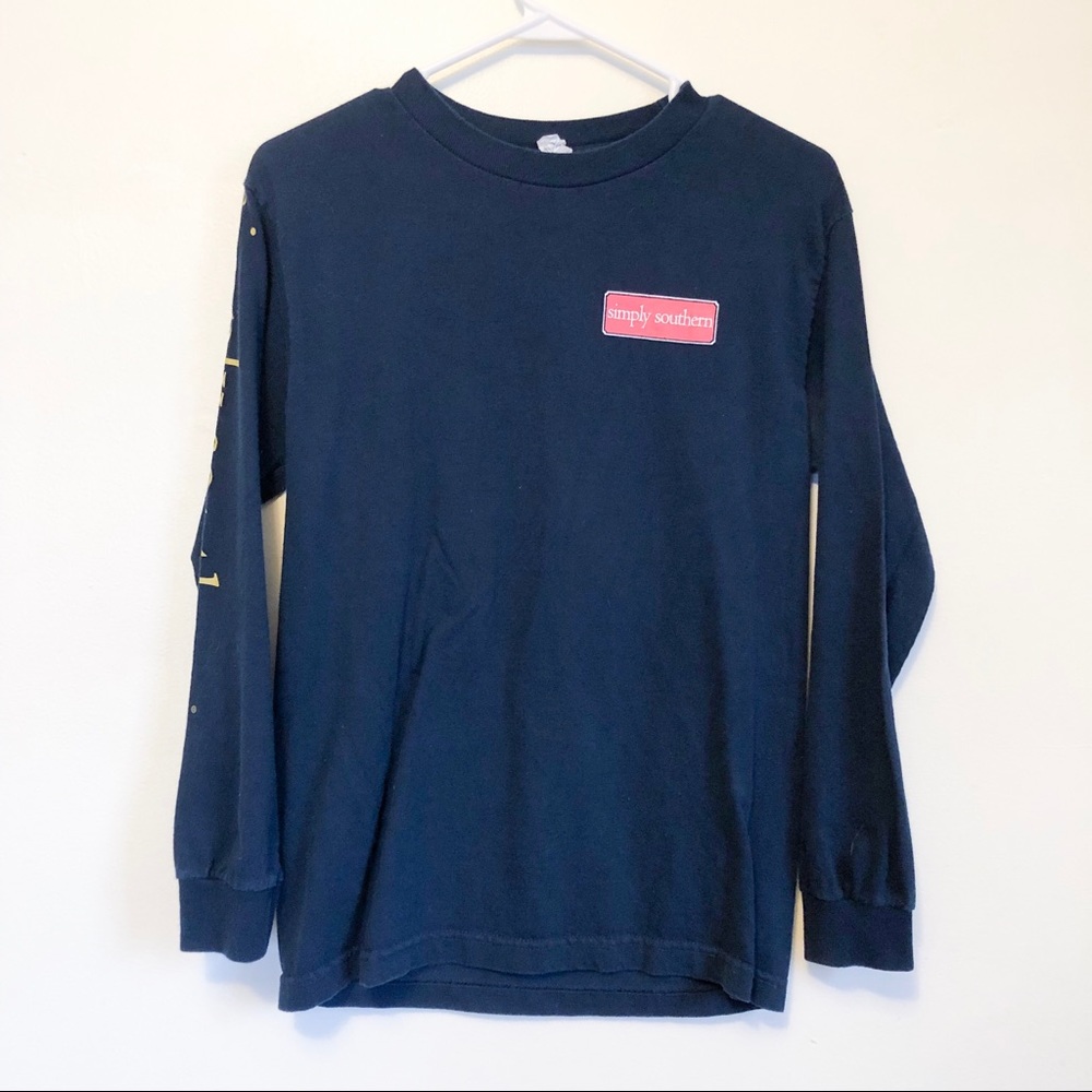 simply southern | elephant graphic tee small